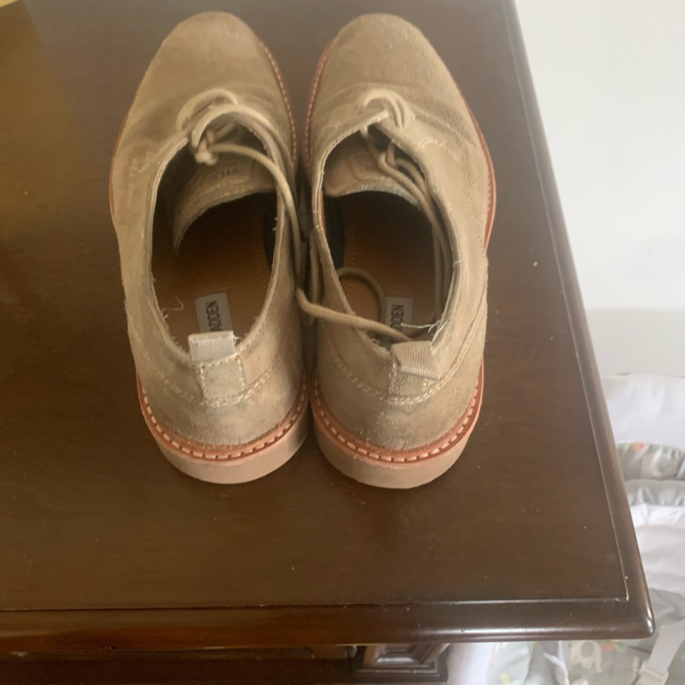 Men use Loafer With no box